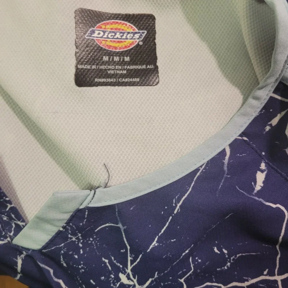 BUNDLE WOMENS SCRUB TOPS-6 TOPS FOR 1 PRICE-BUNDLE 6 SCRUB TOPS-1 PRICE-DEAL!!! - Picture 15 of 16